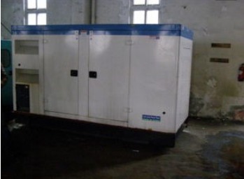 八步康明斯150kw大型柴油二手发电机组